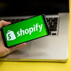 פלטפורמת shopify